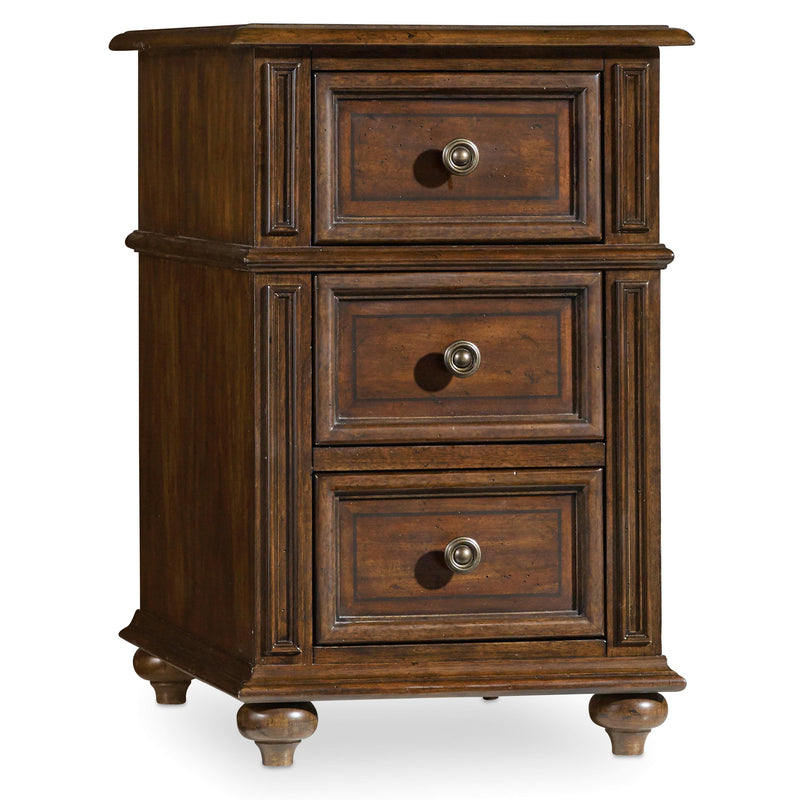 Hooker Furniture 5381-80114 Leesburg Chairside Chest IMAGE 1