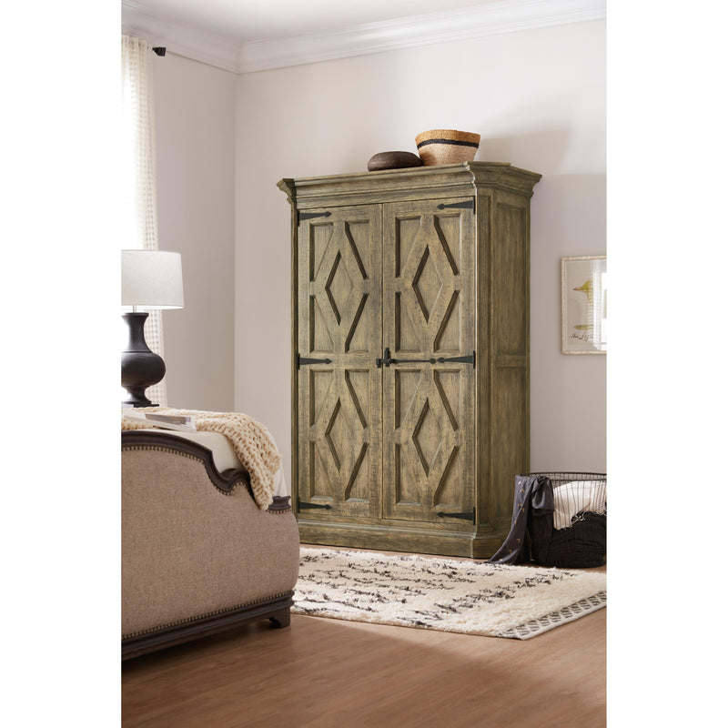 Hooker Furniture 6960-90013-81 La Grange Mt. Maria Wardrobe IMAGE 3