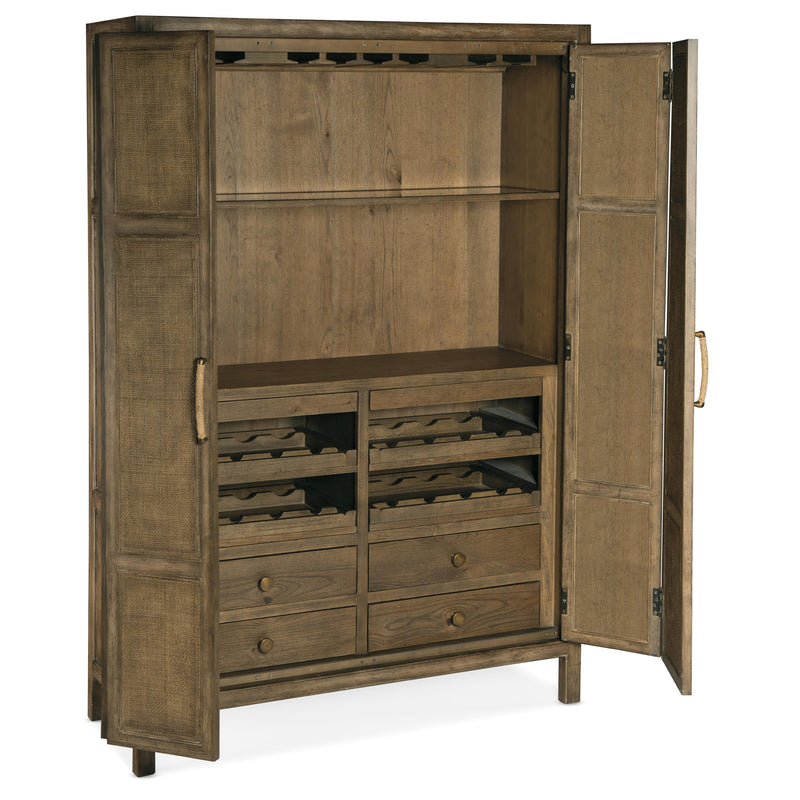 Hooker Furniture 6015-75160-89 Sundance Bar Cabinet IMAGE 3