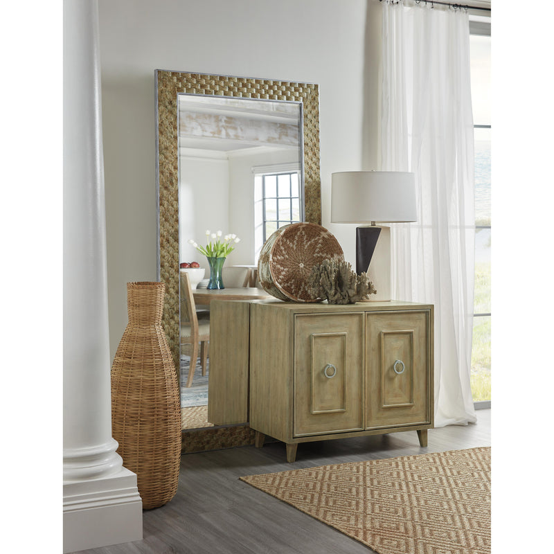 Hooker Furniture 6015-50004-80 Surfrider Floor Mirror IMAGE 2