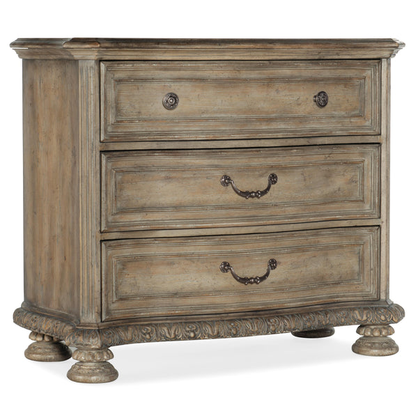 Hooker Furniture 5878-90017-80 Castella Bachelors Chest IMAGE 1